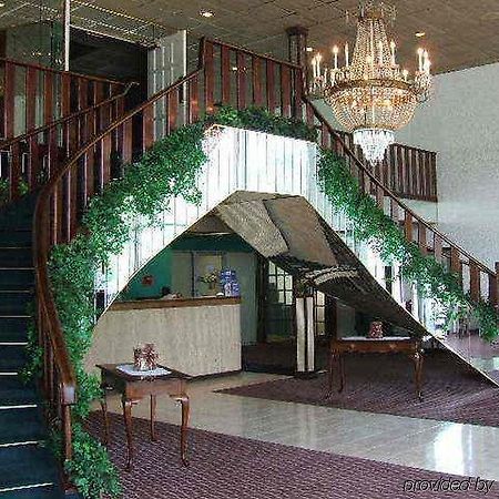 A Victory Inn & Suites - מוסקגון מראה פנימי תמונה